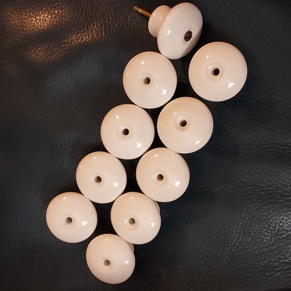🟢Vintage White Drawer Knobs Bundle of 10 - Picture 2 of 7